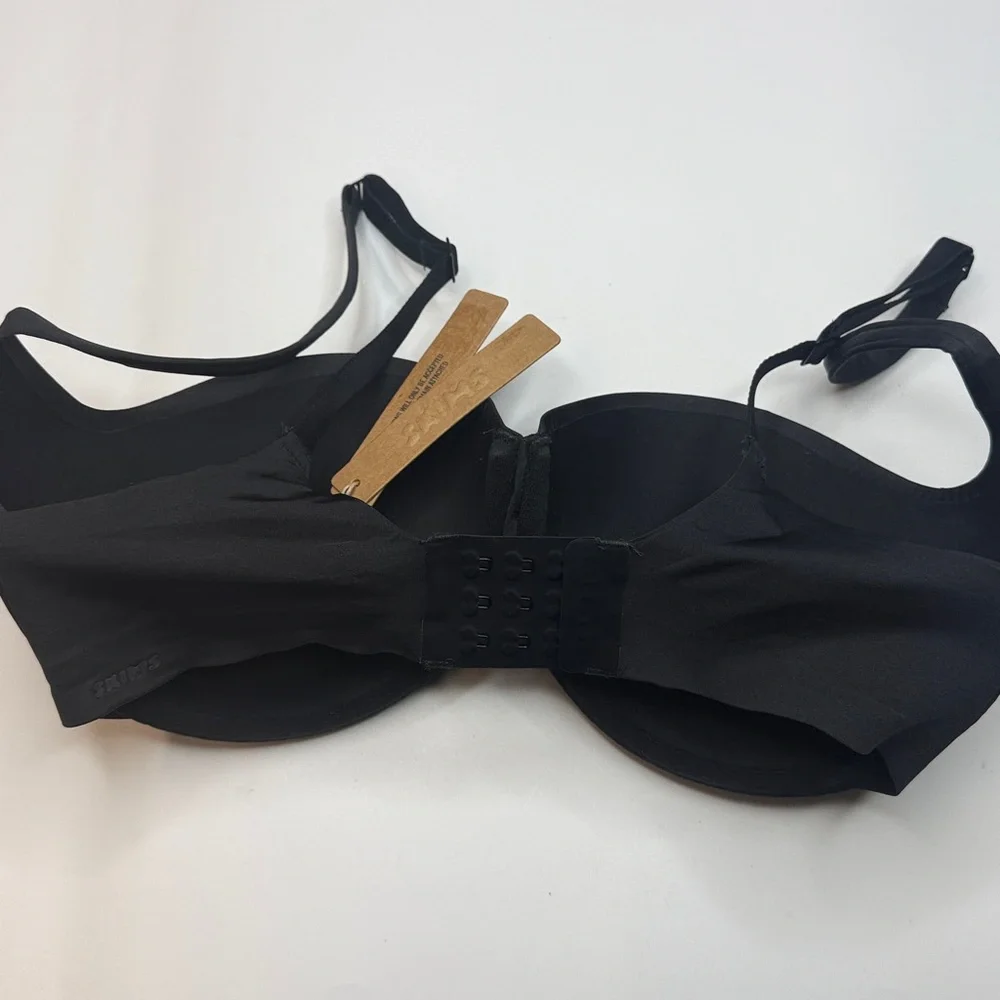 SKIMS Ultimate Balconette Push Up Bra- Size 32DDD - Picture 7 of 8